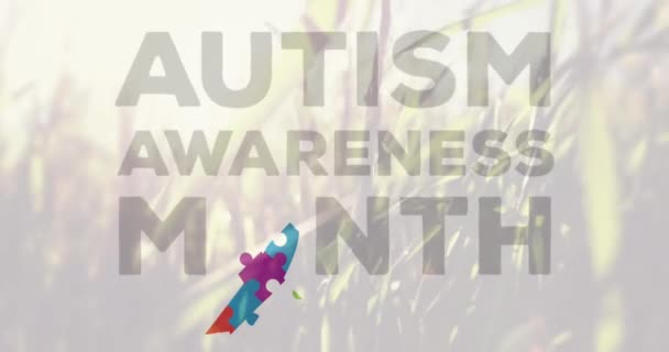 Animatie Van Autisme Kleurrijke Puzzelstukjes Tekst Gras Achtergrond Autisme Leerproblemen — Stockvideo