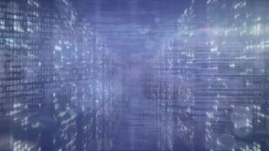 Bilgisayar sunucuları üzerinde ikili kodlama veri işleme animasyonu. küresel teknoloji, bağlantılar ve veri işleme kavramı dijital olarak oluşturulmuş video.