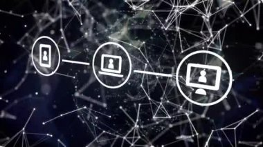 Siyah arkaplan üzerinde simgeler ve dünya ile bağlantı ağının animasyonu. küresel iletişim, veri işleme ve dijital arayüz kavramı, dijital olarak oluşturulmuş video.