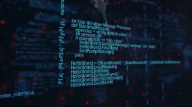 Siyah ekranda dönen şırınga ve kırmızı DNA sarmalı üzerinde veri işleme animasyonu. küresel bilim, eğitim ve araştırma teknolojisi konsepti dijital olarak oluşturulmuş video.
