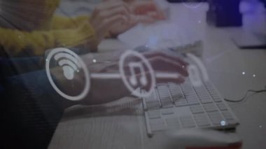 İş adamlarının ve bağlantıların animasyonu. küresel ağlar, bağlantılar ve dijital arayüz konsepti dijital olarak oluşturulmuş video.