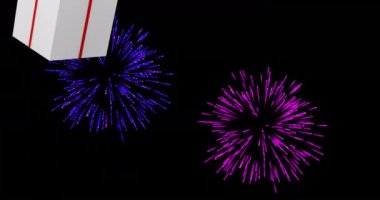 Renkli Noel hediyelerinin ve siyah arka planda patlayan havai fişeklerin animasyonu. Noel, yeni yıl, kutlama, parti ve geleneksel konsept dijital olarak oluşturulmuş video.