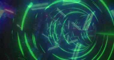 Dijital tünelin üzerindeki üçgenlerin animasyonu. küresel veri işleme, bağlantılar ve dijital arayüz konsepti dijital olarak oluşturulmuş video.