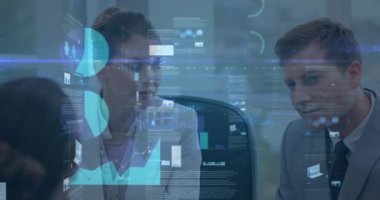 İş adamlarının istatistiksel işlemlerinin animasyonu. küresel iş, veri işleme ve dijital arayüz kavramı dijital olarak oluşturulmuş video.