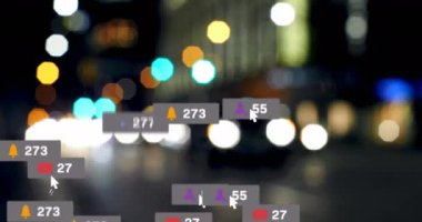 Odak trafik ışıklarından sosyal medya simgelerinin ve numaraların animasyonu. küresel sosyal medya, bağlantılar ve dijital arayüz konsepti dijital olarak oluşturulmuş video.