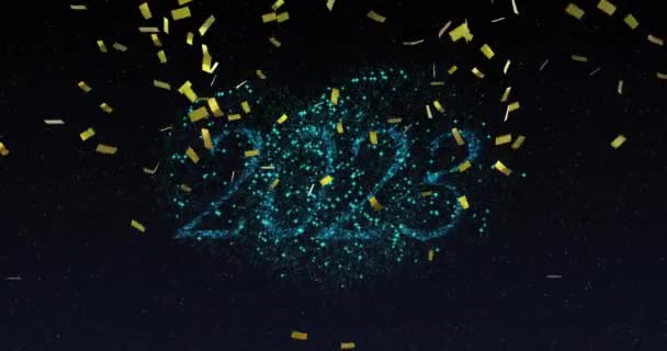 青い新年の花火と夜空の金のコンフェッティと青で2023年のテキストのアニメーション 新年のお祝いパーティーや伝統的なコンセプトをデジタルで生成したビデオ — ストック動画
