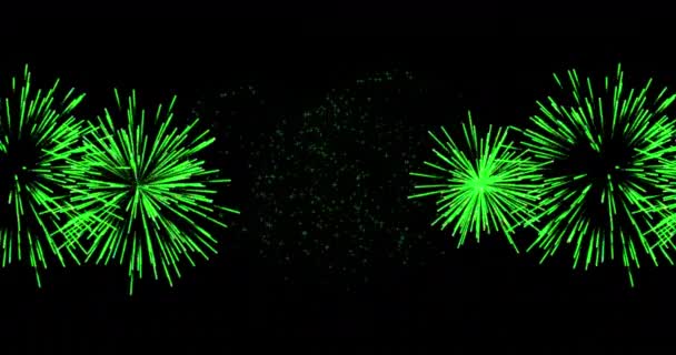 緑のクリスマスと黒を背景に爆発する新年の花火のアニメーション クリスマス お祝い パーティー 伝統的なコンセプトをデジタルで生成したビデオ — ストック動画