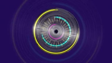 Siyah zemin üzerinde dönen renkli dairesel tarayıcının animasyonu. veri işleme ve dijital arayüz teknolojisi konsepti dijital olarak oluşturulmuş video.