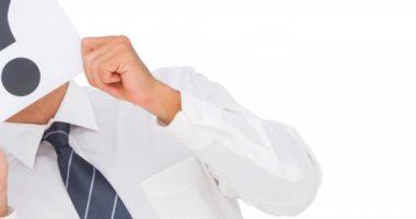 Kafkas işadamı yüzünde soru işareti taşıyor. Ulusal bilgi yarışması günü, bilgi, sorular, sınavlar ve yarışmalar konsepti dijital olarak oluşturuldu.