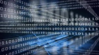 İkili kodlama üzerine veri işleme animasyonu. küresel veri işleme ve dijital arayüz konsepti dijital olarak oluşturulmuş video.