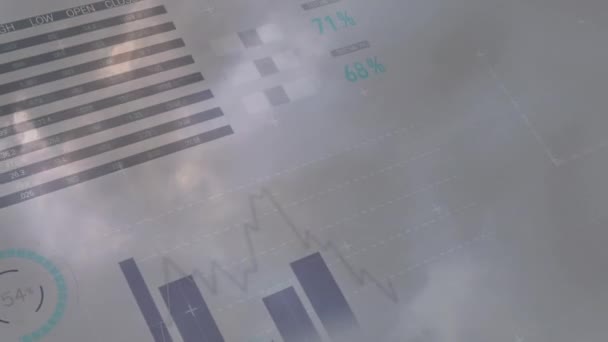 Animação Processamento Estatísticas Sobre Céu Com Nuvens Conceito Global Processamento — Vídeo de Stock