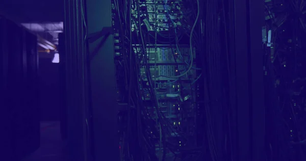 Immagine Dell Elaborazione Dei Dati Schermi Sala Tecnica Con Server — Foto Stock