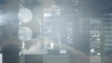 Bulutların ve gökyüzünün üzerinde işlenen istatistiklerin animasyonu. küresel bağlantılar ve veri işleme konsepti dijital olarak oluşturulmuş video.