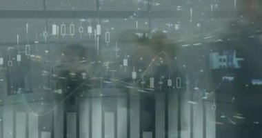 İş adamları üzerinde istatistik ve veri işleme animasyonu. küresel bağlantılar, iş ve finans kavramı dijital olarak oluşturulmuş video.