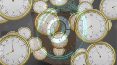 Amerikan dolarları ve saatleri tarayan dürbünün animasyonu. küresel iş, dijital veri işleme ve zaman kavramı dijital olarak oluşturulmuş video.