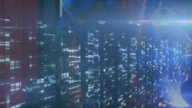 Mavi arkaplanda veri işleme animasyonu. küresel bağlantılar ve veri işleme konsepti dijital olarak oluşturulmuş video.