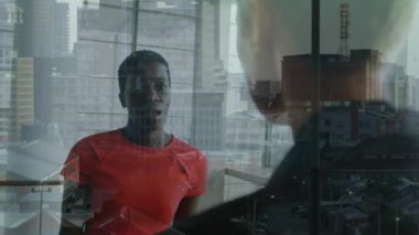 Modern ofiste konuşan iş adamlarının ofis binasının animasyonu. iş, finans ve ağ konsepti dijital olarak oluşturulmuş video.