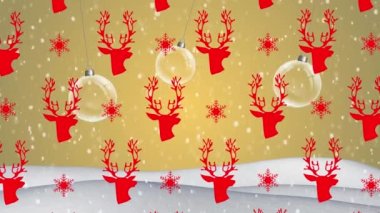 Ren geyiği kafası animasyonu Noel ağacı süslemeleri sırasında tekrarlandı. Noel, gelenek ve kutlama konsepti dijital olarak oluşturuldu.