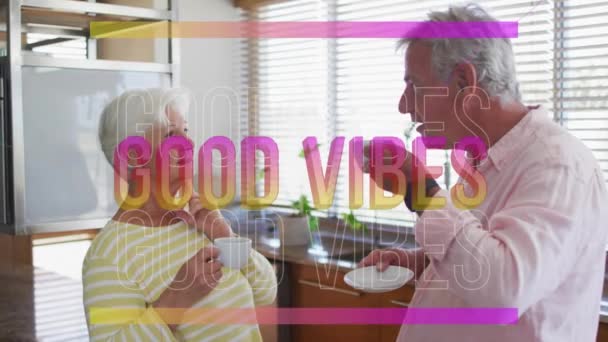 Animación Buenas Vibraciones Rosa Sobre Feliz Pareja Mayor Caucásica Tomando — Vídeos de Stock