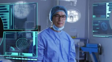 Yüz maskeli Asyalı doktorun veri işleme animasyonu. Dijital olarak üretilen pandemik konsept sırasında tıbbi ve sağlık hizmetleri.