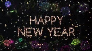 Mutlu yeni yıl metinlerinin animasyonu siyah arka planda altın havai fişekler üzerinde. Yeni yıl, kutlama, parti, gelenek ve mevsimsel olay konsepti dijital olarak oluşturulmuş video.