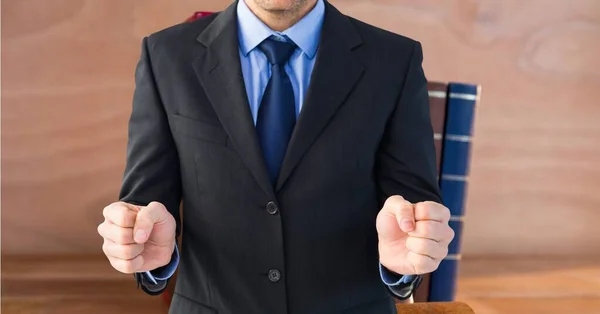 Immagine Composita Metà Sezione Uomo Affari Contro Libri Aula Diritto — Foto Stock