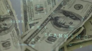 Banknot üzerinden veri işleme animasyonu. küresel iş, finans, teknoloji ve bağlantılar konsepti dijital olarak oluşturulmuş video.
