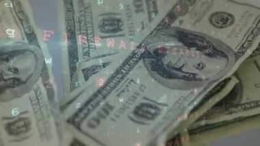 Banknotlar üzerinde veri işleme animasyonu. küresel bağlantılar, veri işleme ve dijital arayüz konsepti dijital olarak oluşturulmuş video.