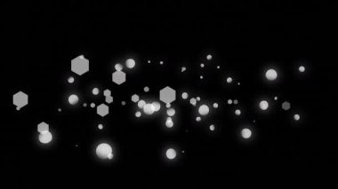 Siyah arkaplan üzerinde parlayan beyaz geometrik şekillerin animasyonu. renk, hareket ve enerji arkaplan kavramı, dijital olarak oluşturulmuş video.
