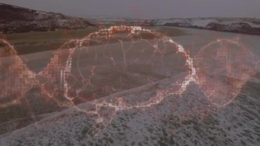 Deniz manzarası üzerinde insan beyni animasyonu. küresel bilim, bağlantılar, veri işleme ve dijital arayüz kavramı dijital olarak oluşturulmuş video.