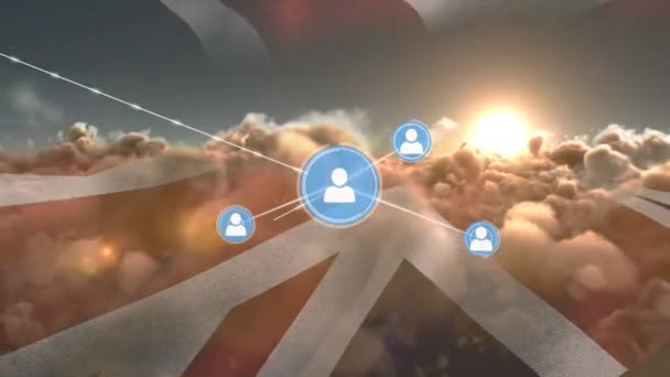 Animacja Sieci Połączeń Ikon Nad Flagą Zachmurzone Niebo Media Społecznościowe — Wideo stockowe