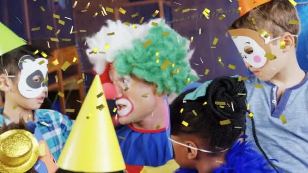 Анімація Конфетті Падає Над Різними Дітьми Клоуном Вечірці День Народження — стокове відео