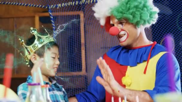 Animation Digital Brain Diverse Children Clown Birthday Party Party Childhood — Stockvideo