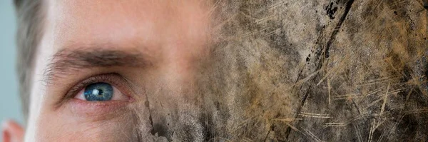 Złożony Obraz Bliska Męskiego Oka Efekt Grunge Teksturowane Tło Koncepcja — Zdjęcie stockowe