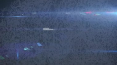 Deniz manzarası üzerinde veri işleme animasyonu. küresel bilim, bağlantılar, veri işleme ve dijital arayüz kavramı dijital olarak oluşturulmuş video.