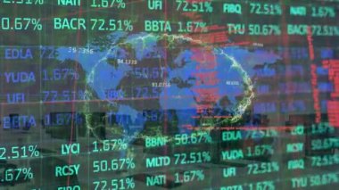 Ofis üzerinde veri işleme ve dijital beynin animasyonu. küresel iş ve dijital arayüz kavramı dijital olarak oluşturulmuş video.