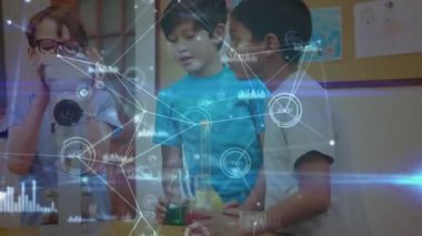 Kimya dersi sırasında çeşitli okul öğrencileri üzerindeki bağlantı ağlarının animasyonu. küresel eğitim, öğrenme ve bağlantılar konsepti dijital olarak oluşturulmuş video.