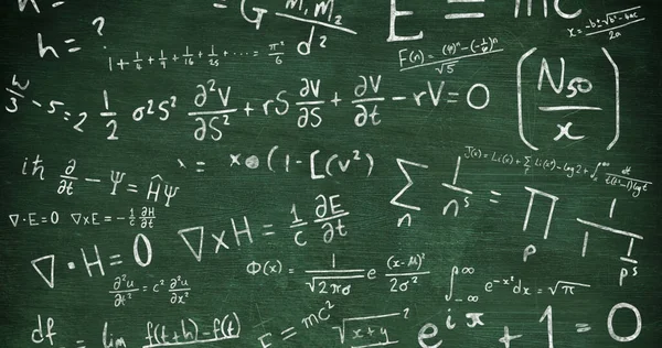 Bild Der Mathematik Weißem Text Über Der Kreidetafel Mit Mathematischen — Stockfoto