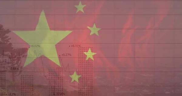 Зображення Прапора Китаю Обробка Фінансових Даних Над Міським Пейзажем Китайська — стокове фото