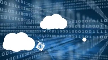 Karanlık arka planda bulut simgeleri ve veri işleme animasyonları. küresel teknoloji, bulut hesaplama, dijital arayüz ve bağlantılar konsepti dijital olarak oluşturulmuş video.