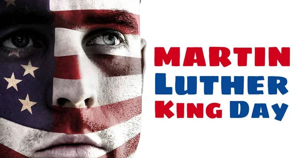 Чоловік Американським Прапором Малює Мартін Лютер День Текст Білому Тлі — стокове фото