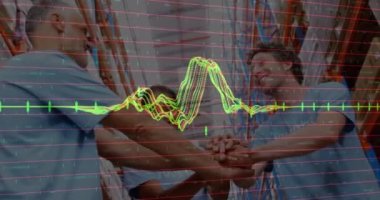 Depodaki çeşitli gönüllülerin finansal veri işleme animasyonları. küresel sevkiyat, dağıtım ve bağlantılar konsepti dijital olarak oluşturulmuş video.