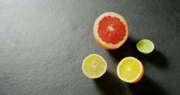 Animation Organic Produce Locally Grown Text Citrus Fruit Grey Background — Stock videók