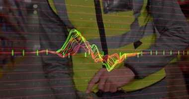 Depodaki beyaz işçiyle ilgili finansal veri işleme animasyonu. Dijital olarak üretilen video konsepti.