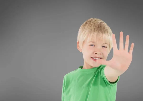 Porträt Eines Kaukasischen Jungen Der Mit Der Hand Ein Stoppschild — Stockfoto