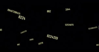 Siyah arkaplanda değişen numaralar üzerinde yüzen sosyal medya simgelerinin canlandırılması. küresel çevrimiçi sosyal medya, bağlantı ve iletişim konsepti dijital olarak oluşturulmuş video.