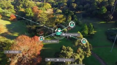 Boş park üzerindeki sosyal medya simgelerinin ve bağlantı ağının animasyonu. küresel sosyal medya, bağlantılar, iletişim ve teknoloji konsepti dijital olarak oluşturulmuş video.