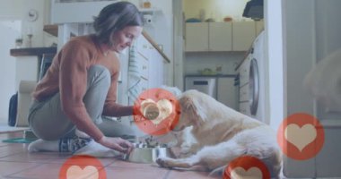 Kafkas kadın ve evcil köpeğinin kalp ikonlarının canlandırılması. küresel sosyal medya, bağlantılar, iletişim ve teknoloji konsepti dijital olarak oluşturulmuş video.