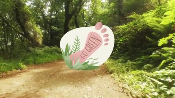 Animación Texto Verde Sobre Huella Bosque Entorno Global Energía Verde — Vídeo de stock