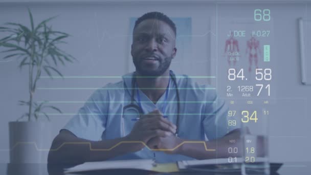 Animace Zpracování Dat Nad Africkým Americkým Lékařem Globální Medicína Zdravotnictví — Stock video